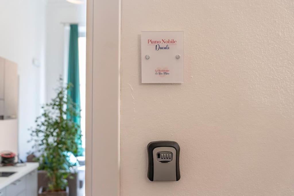 Free Parking - Meraviglioso Appartamento A Modena Esterno foto